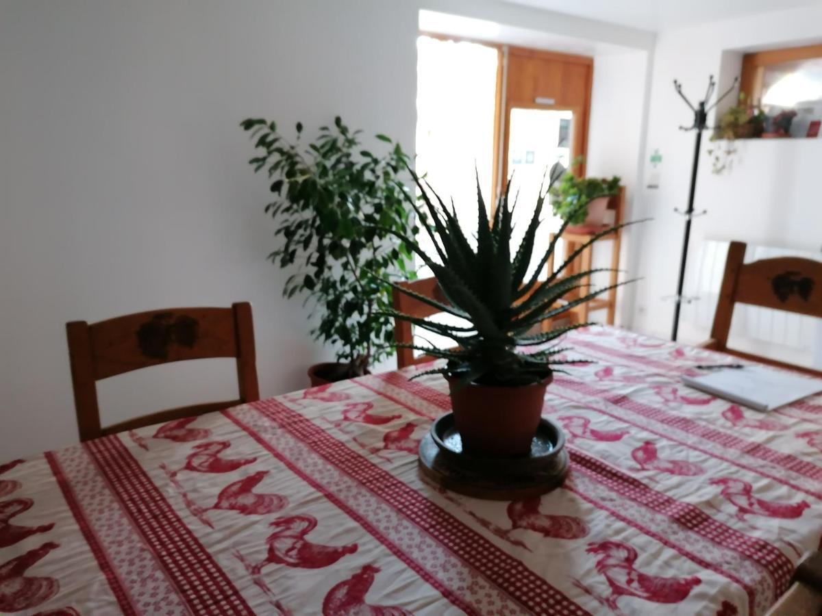 D'hotes Chez Loulou Et Caramel Homestay